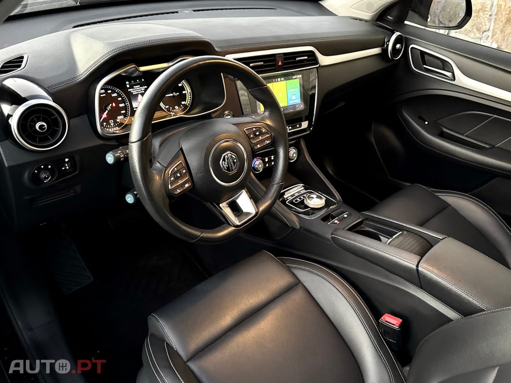 MG ZS EV 44.5 kWh Luxury  c/ IVA