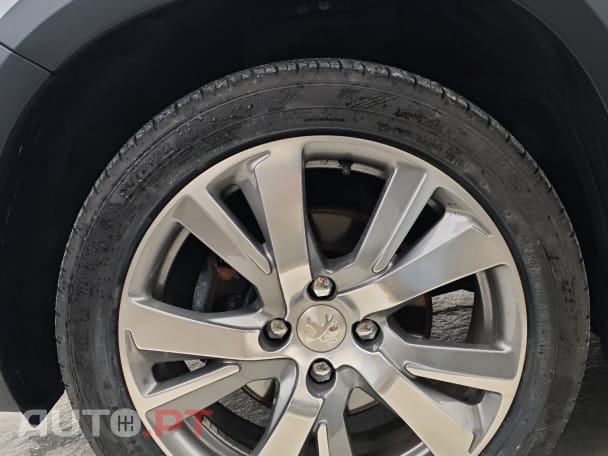 Peugeot 2008 1.6 BlueHDi Crossway