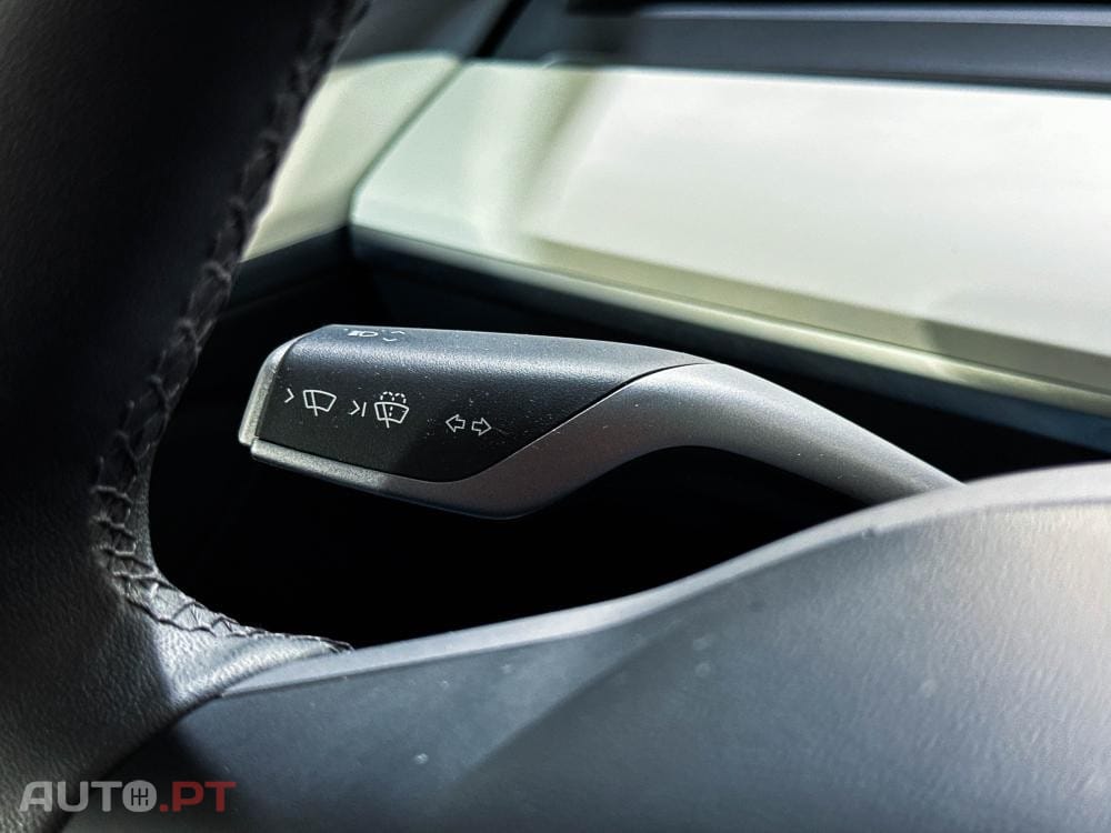 Tesla Model Y Standard