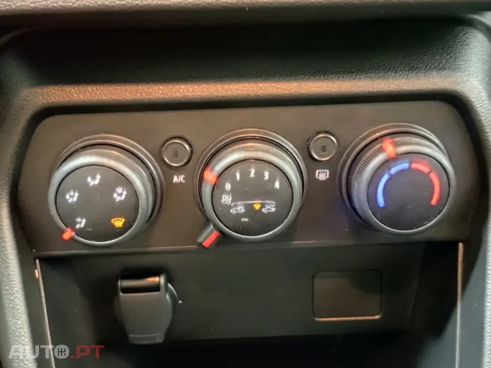 Dacia Sandero 1.0 ECO-G Essential Bi-Fuel