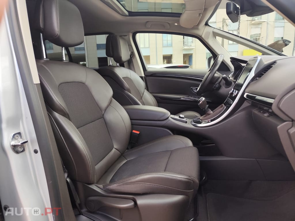 Renault Espace 1.6 dCi Zen