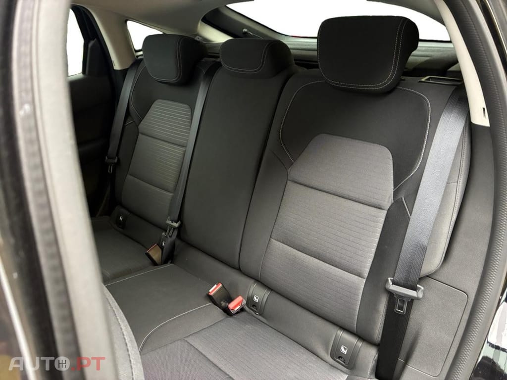 Renault Arkana 1.6 E-Tech Business