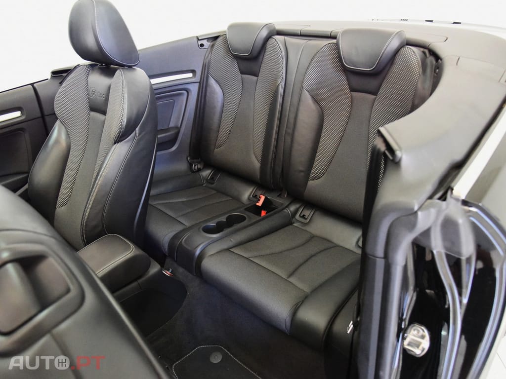 Audi A3 Cabrio 1.6 TDi S-line