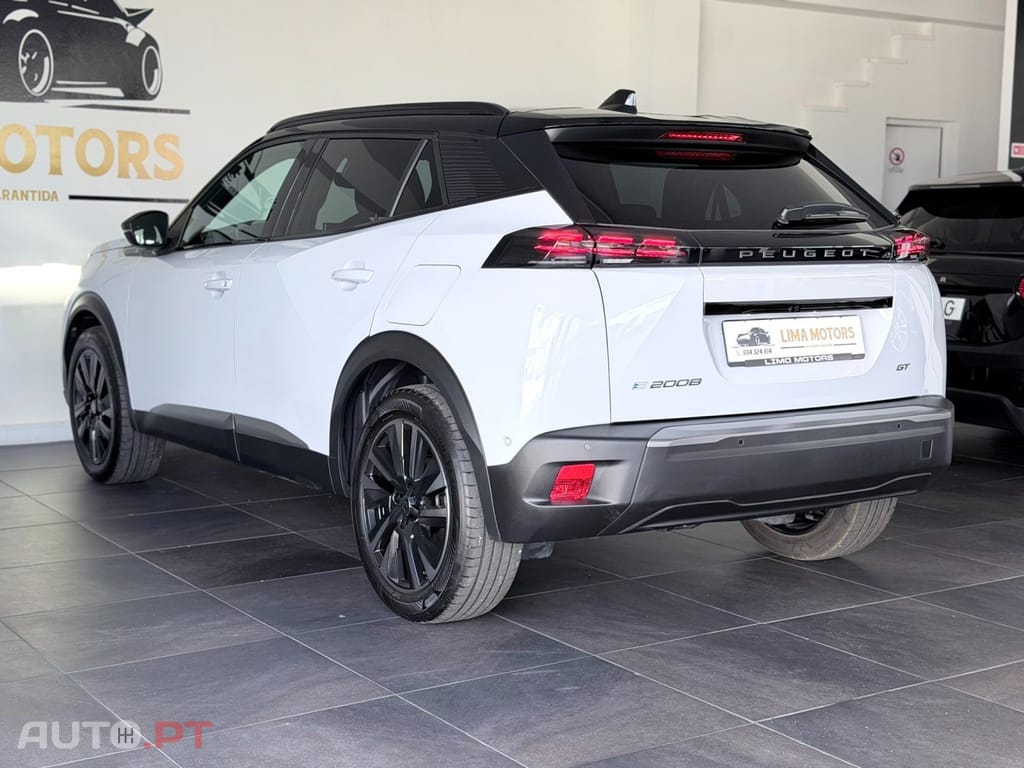 Peugeot E-2008 54 kWh GT
