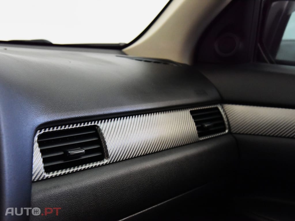 Mitsubishi Outlander 2.2 DI-D Instyle