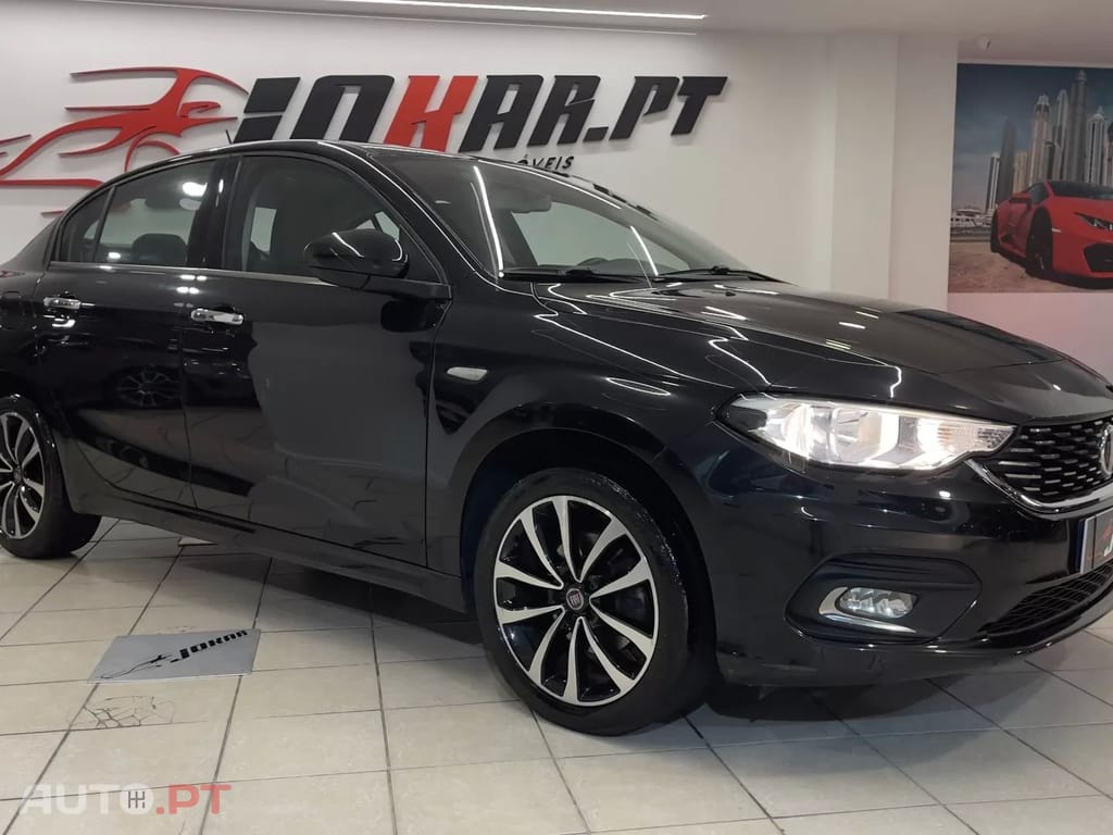 Fiat Tipo 1.3 M-Jet Easy JLL 17 (NACIONAL)