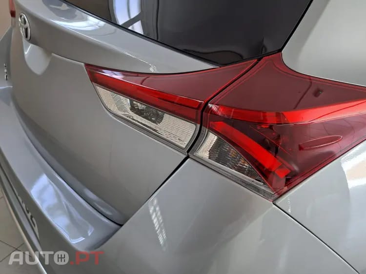 Toyota Auris 1.2T Exclusive