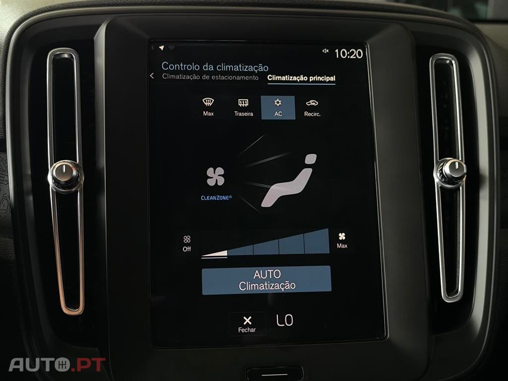 Volvo XC40 1.5 T2 Momentum