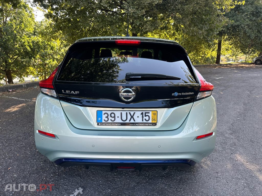 Nissan Leaf Tekna ProPilot Park