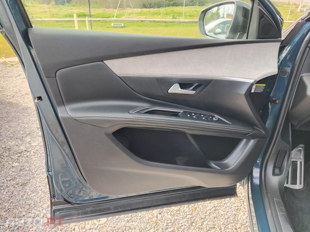 Peugeot 5008 II 1.5 BlueHDi GT EAT8