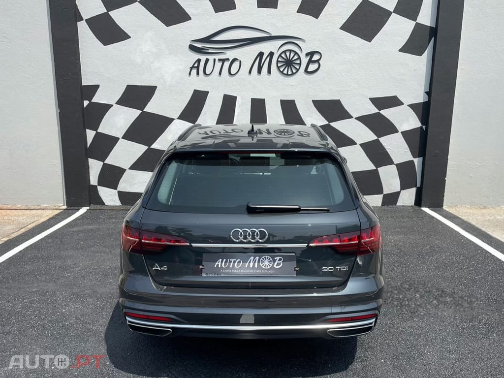 Audi A4 Avant 30 TDI Advanced S tronic