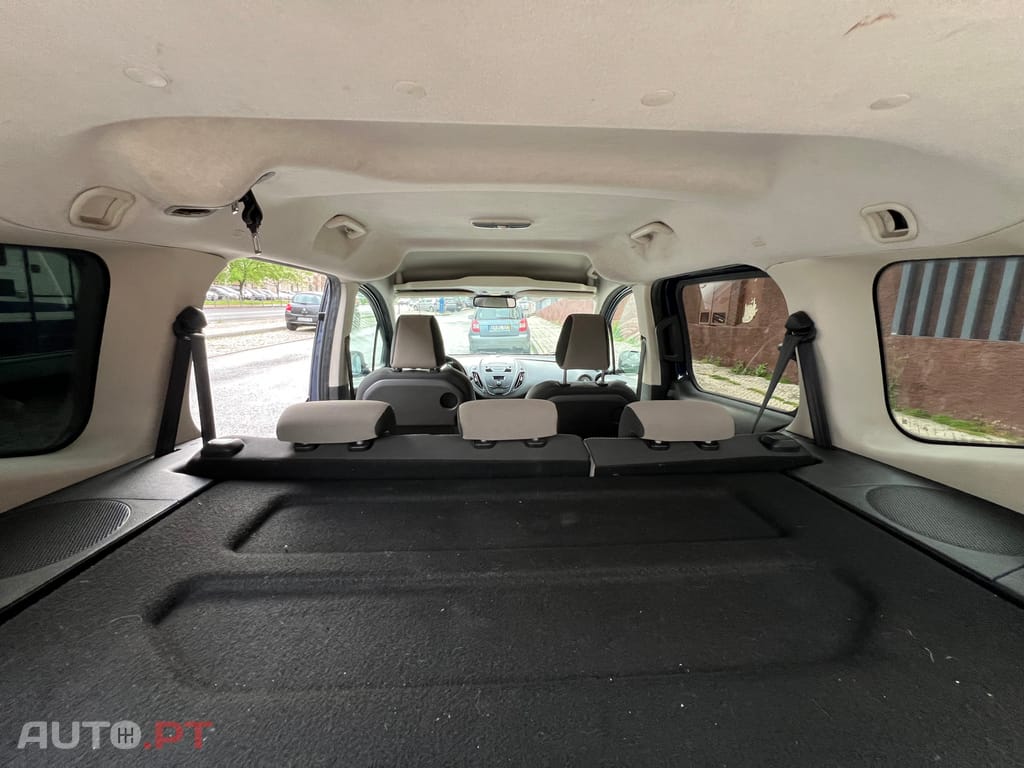 Ford Tourneo Courier MPV 1.5 TDCi