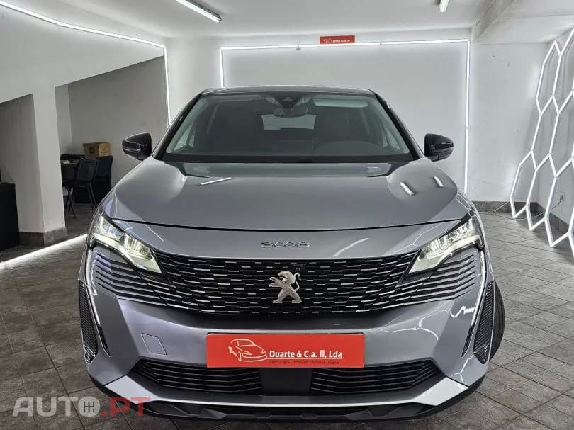 Peugeot 3008 1.6 Hybrid Allure e-EAT8
