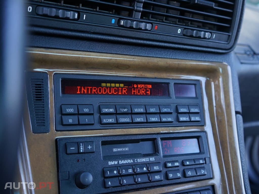 BMW 850 CSi