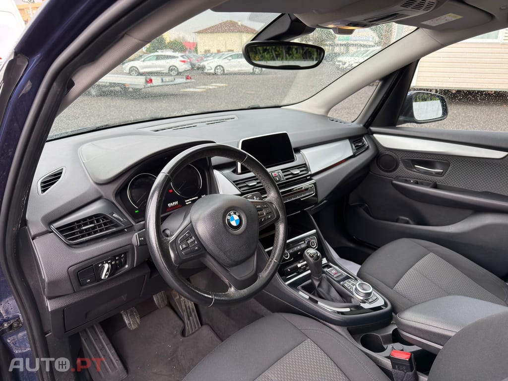 BMW 216 d Line Sport