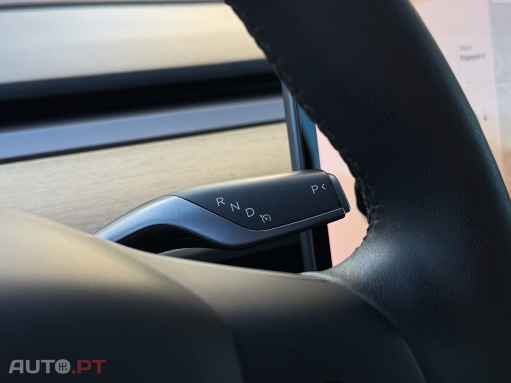 Tesla Model 3 Long-Range Dual Motor AWD