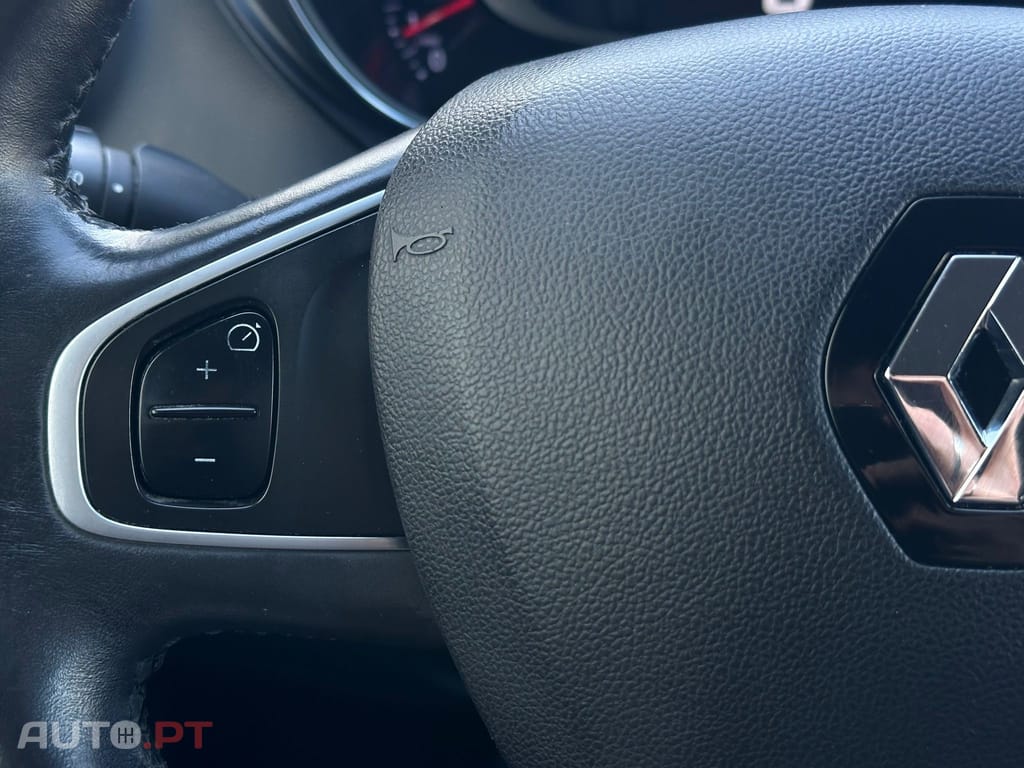 Renault Captur ENERGY TCe 120 LIMITED