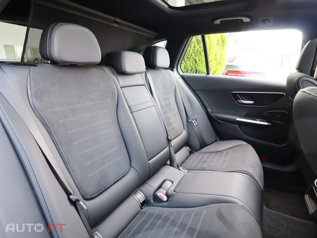 Mercedes-Benz C 300 de 4Matic T 9G-TRONIC AMG Line