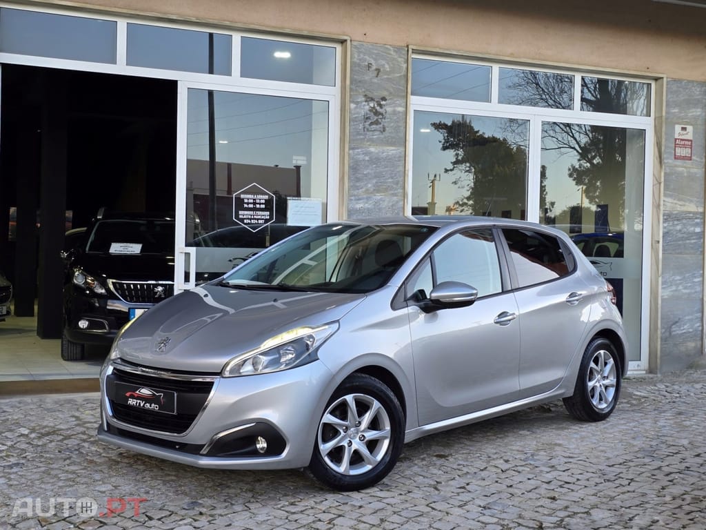 Peugeot 208 1.6 BlueHDi Style