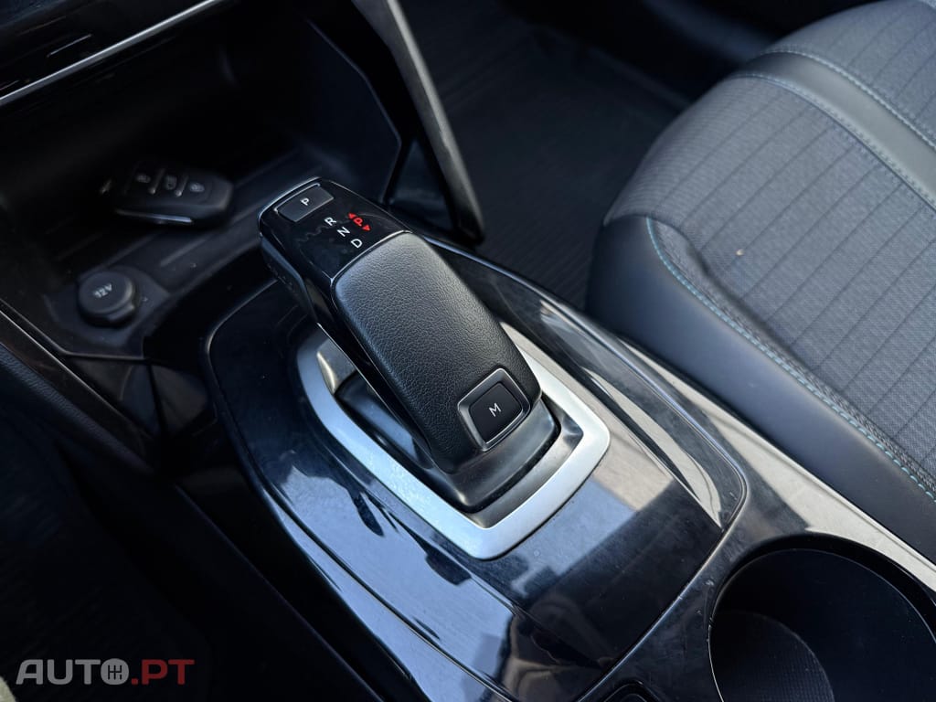 Peugeot 208 1.2 PureTech Allure Pack EAT8