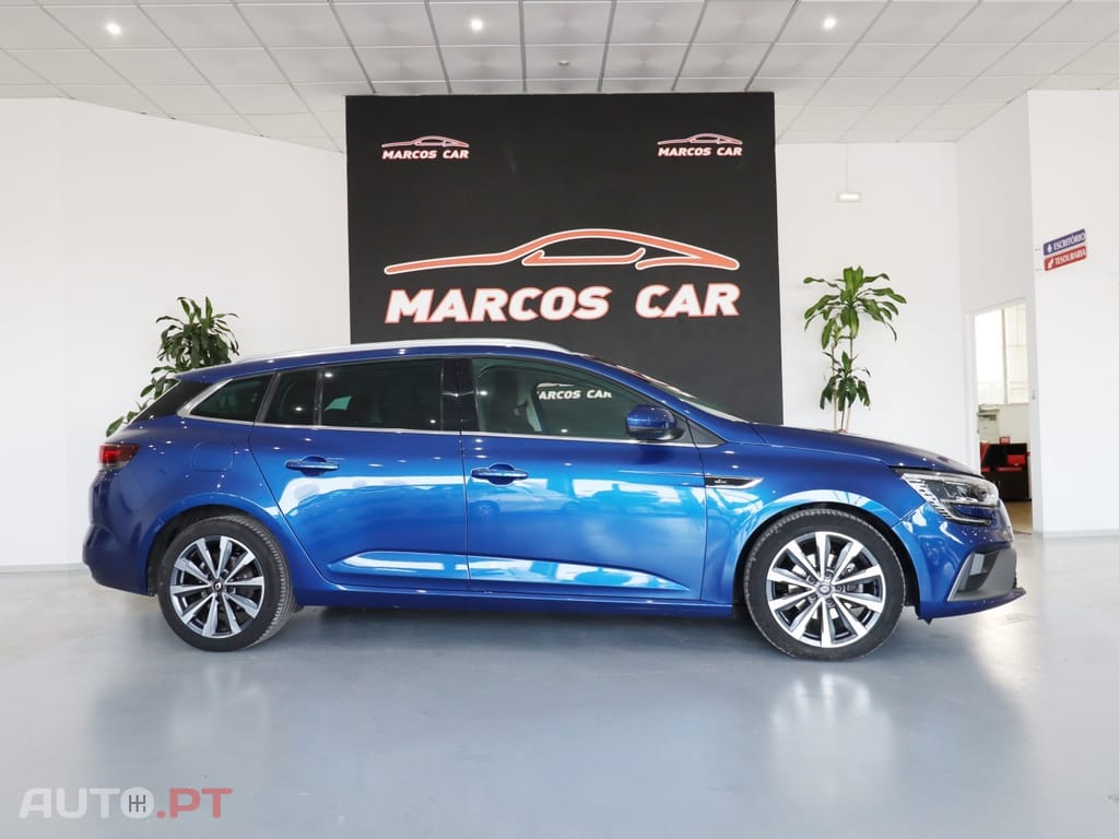 Renault Mégane Sport Tourer 1.5 Blue dCi R.S. Line