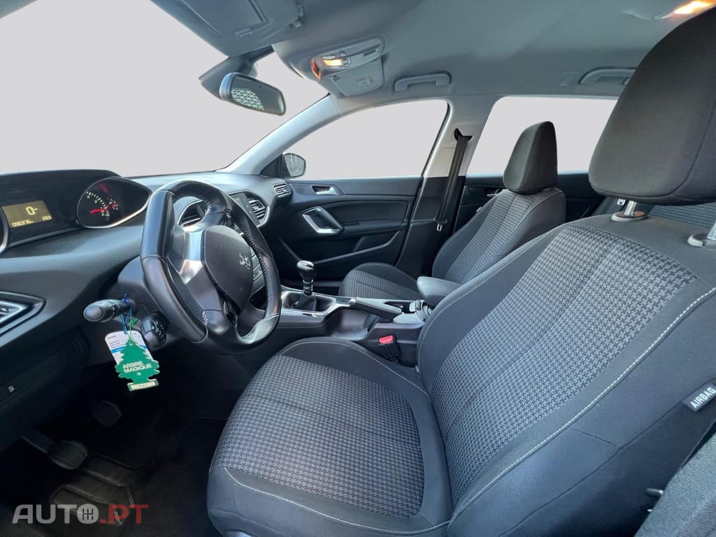 Peugeot 308 SW 1.2 PureTech 