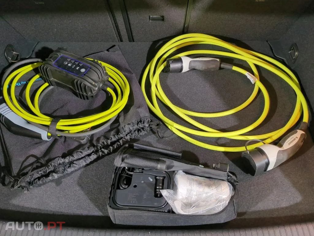 Volkswagen e-Golf AC/DC