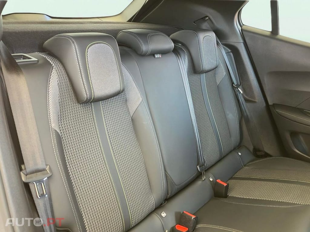 Peugeot 2008 1.2 PureTech GT Line