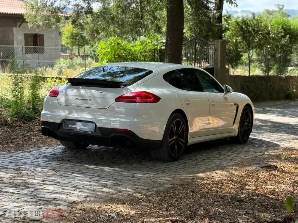 Porsche Panamera S E-Hybrid