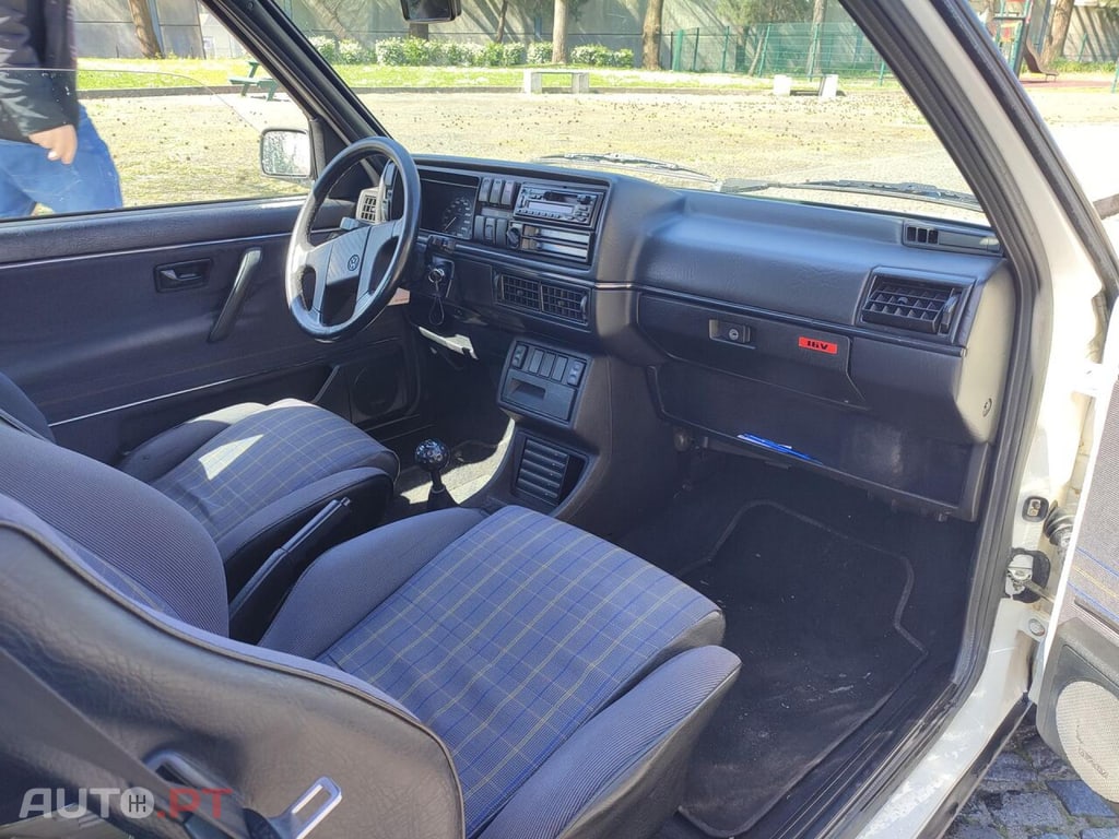 Volkswagen Golf GTI 16V