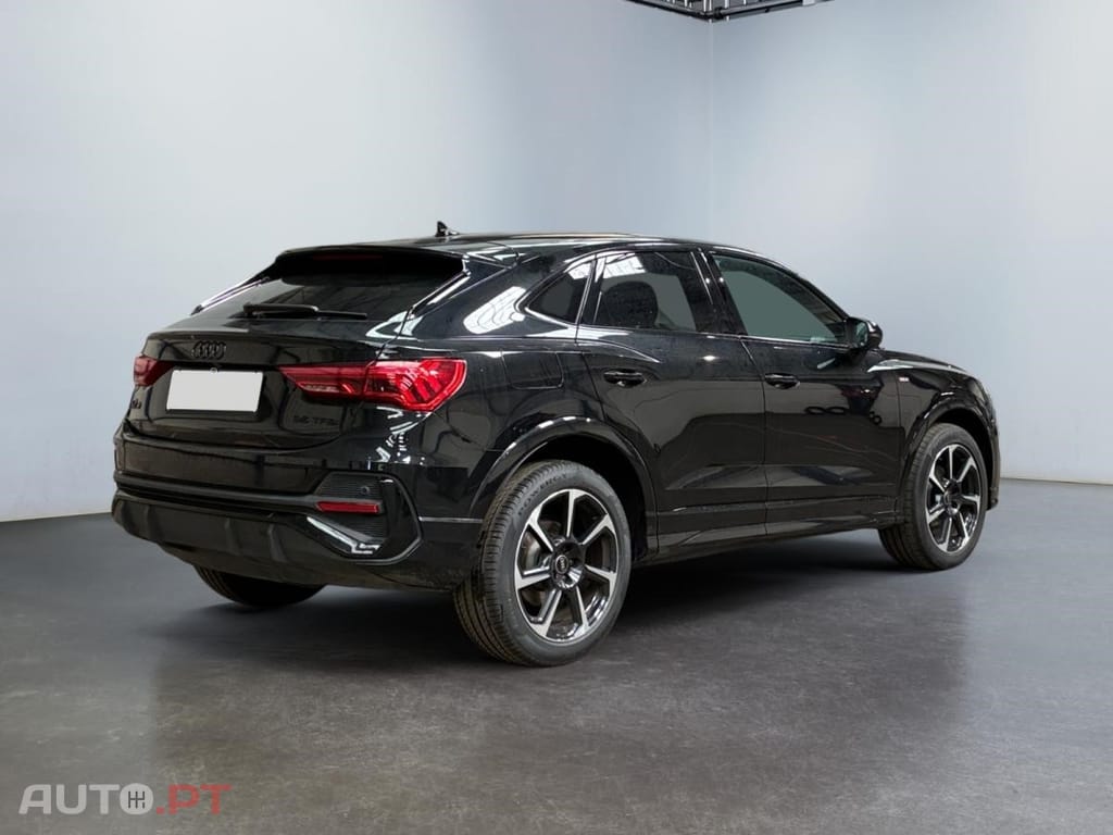 Audi Q3 35 TFSI S line S tronic
