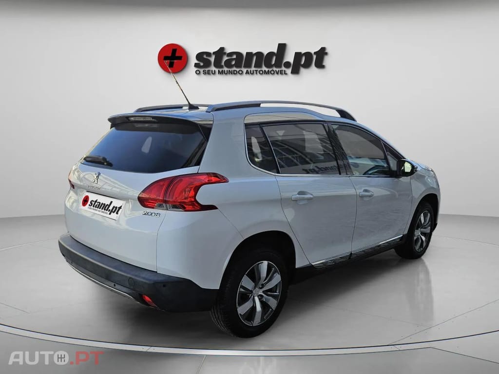 Peugeot 2008 1.2 PureTech Allure