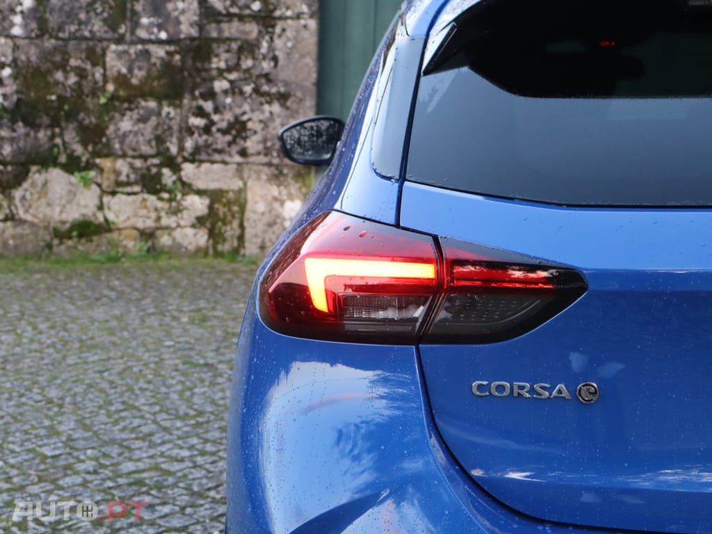 Opel Corsa-E e-GS Line