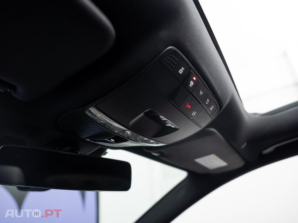 Mercedes-Benz E 300 de AMG Line