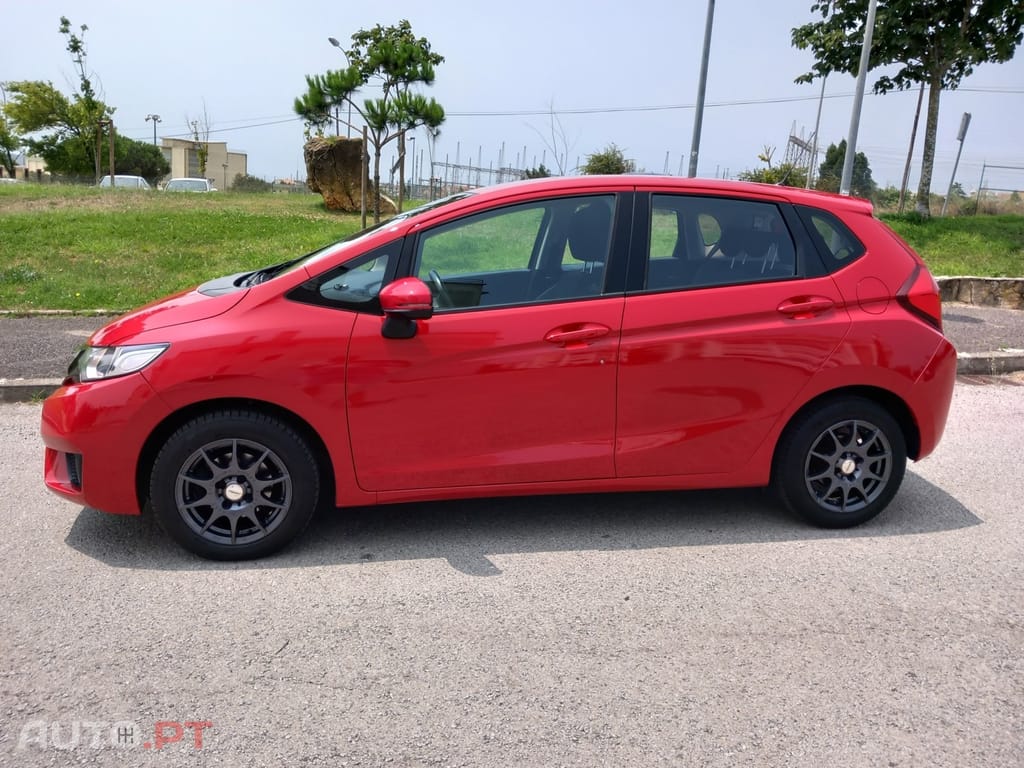 Honda Jazz 1.3 I-VTEC Comfort+Connect Navi