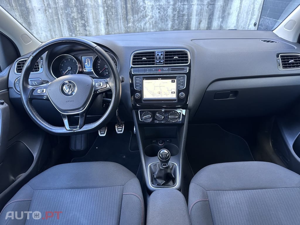Volkswagen Polo 1.2 TSi Confortline Nav