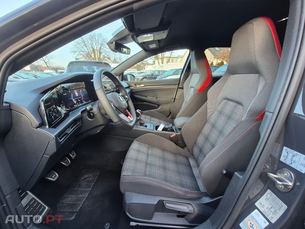 Volkswagen Golf GTI Maxtrix