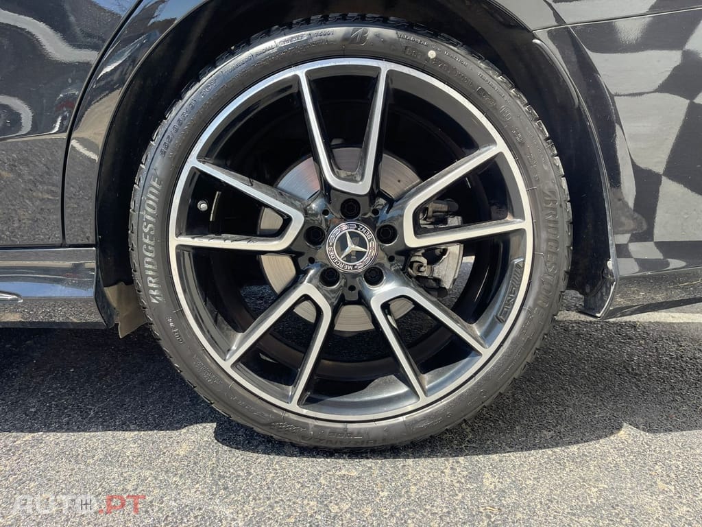 Mercedes-Benz C 300 d Station 4Matic 9G-TRONIC AMG Line