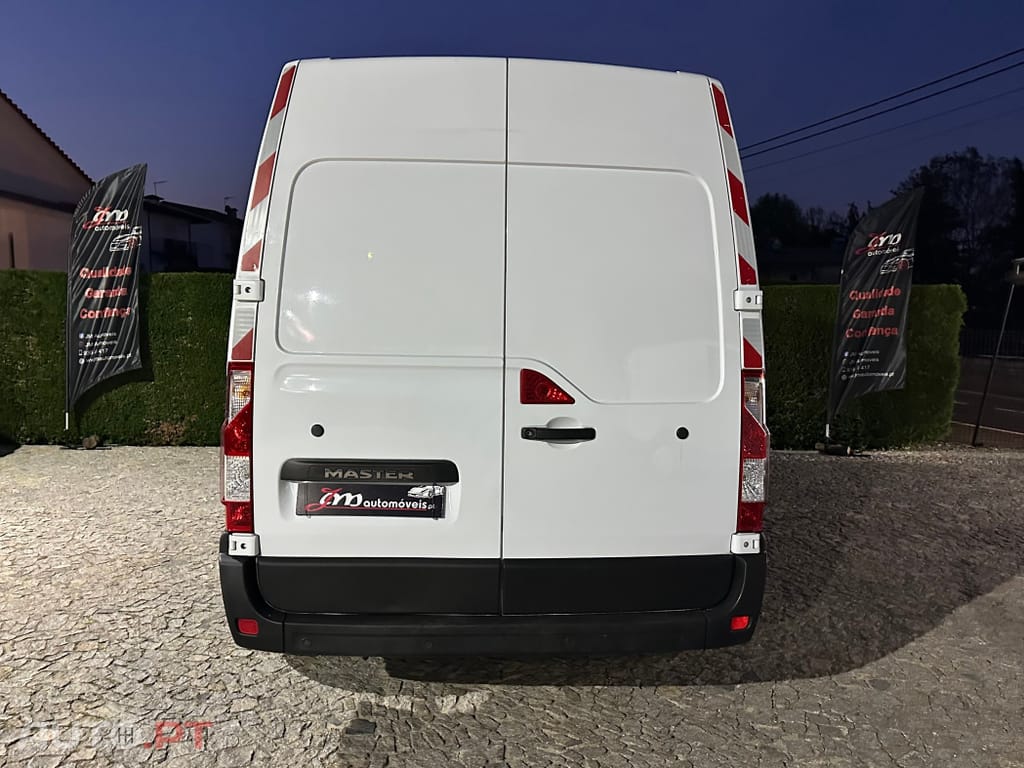 Renault Master 2.3 dCi L3H2