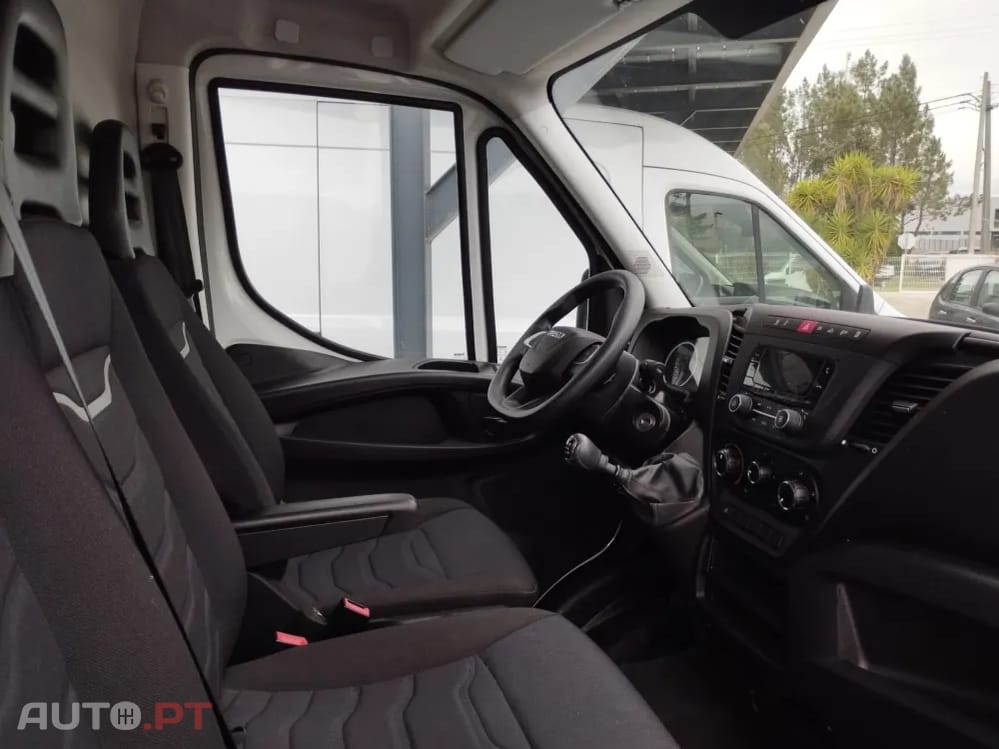 Iveco Daily 35S12V