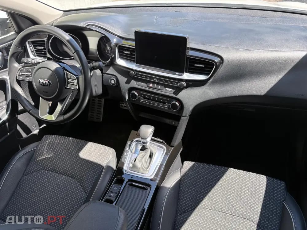 Kia Ceed SW 1.4 T-GDI Drive+SRF 7DCT