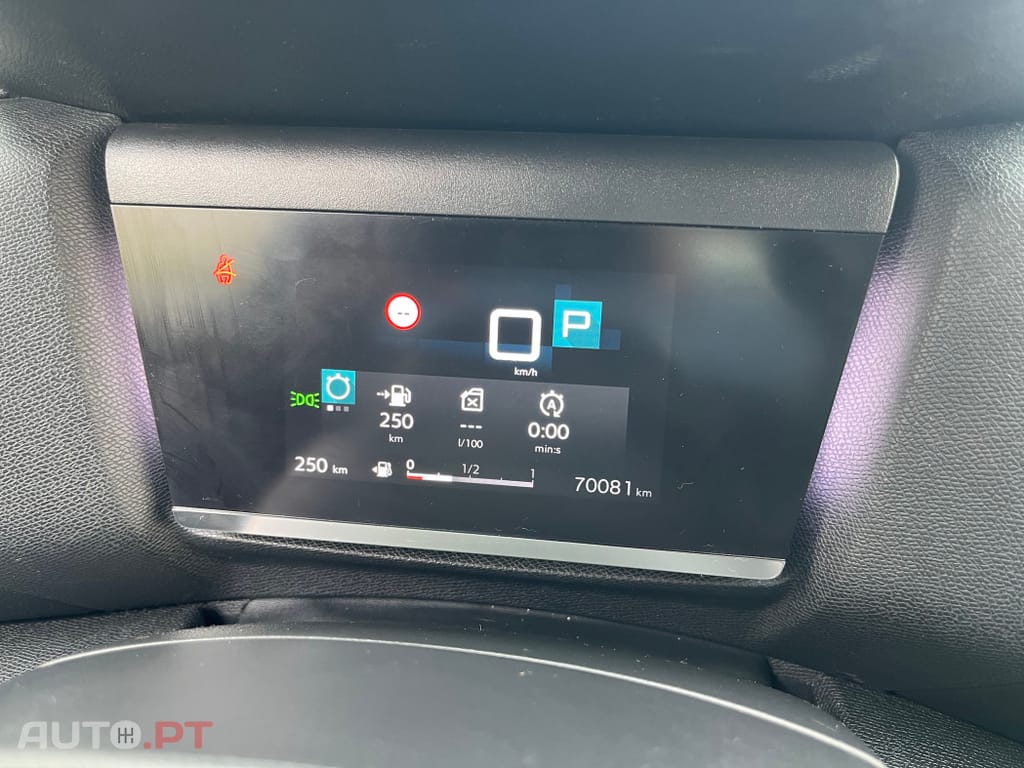 Citroen C4 PureTech 130 Stop&Start EAT8 SHINE