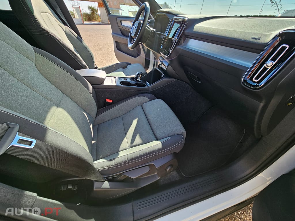 Volvo XC40 T2, 1.5, 129cv, CORE
