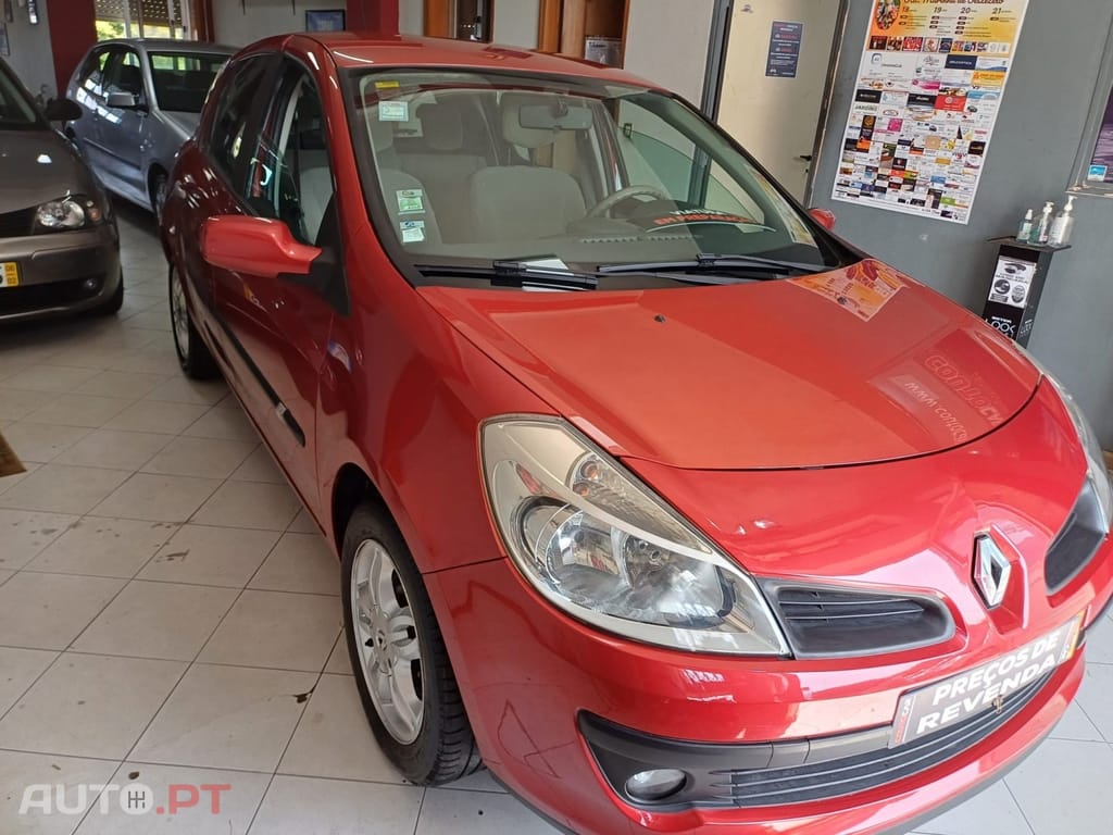 Renault Clio 1.2 16V Confort Privilège