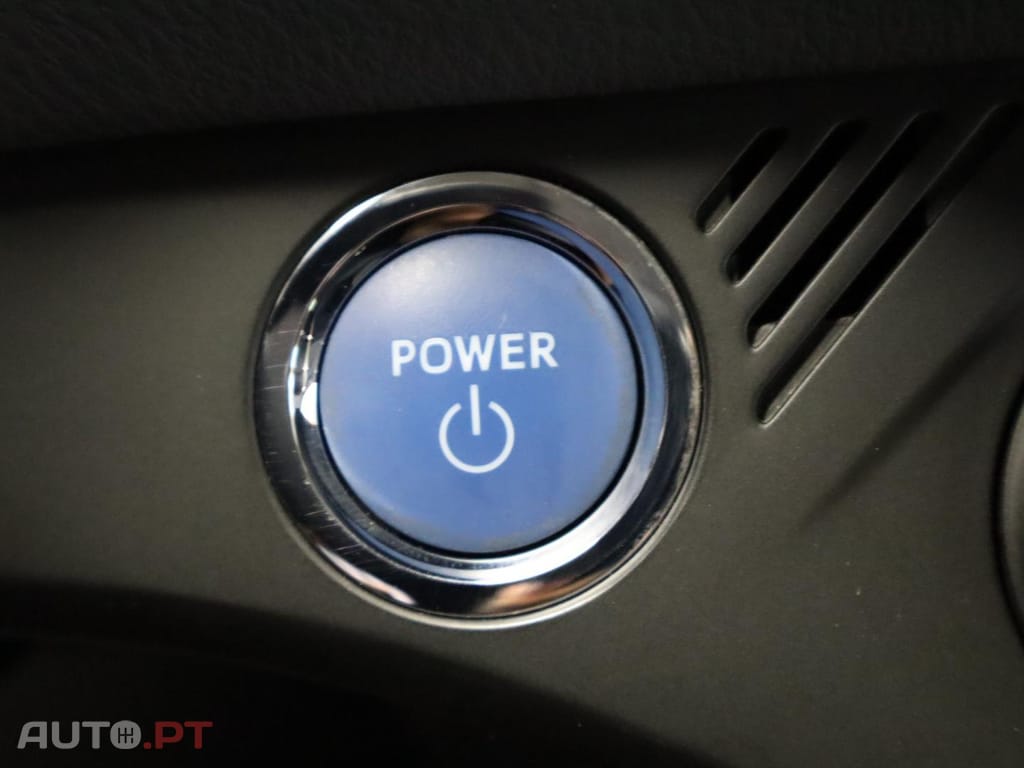 Toyota Yaris 1.5 Híbrido Comfort