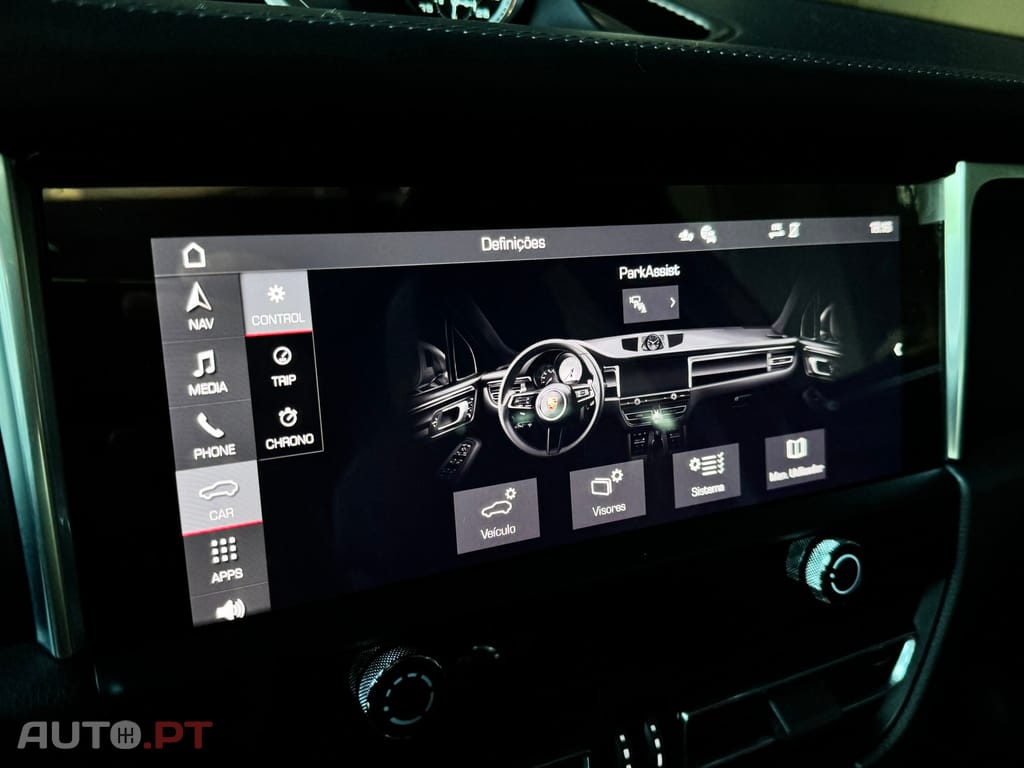 Porsche Macan T