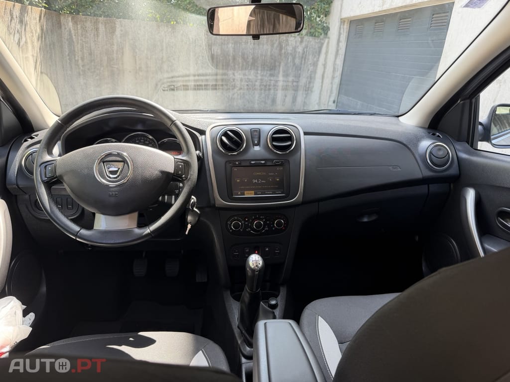 Dacia Sandero 1.5 dCi SL Stepway of Life — fotografia 9