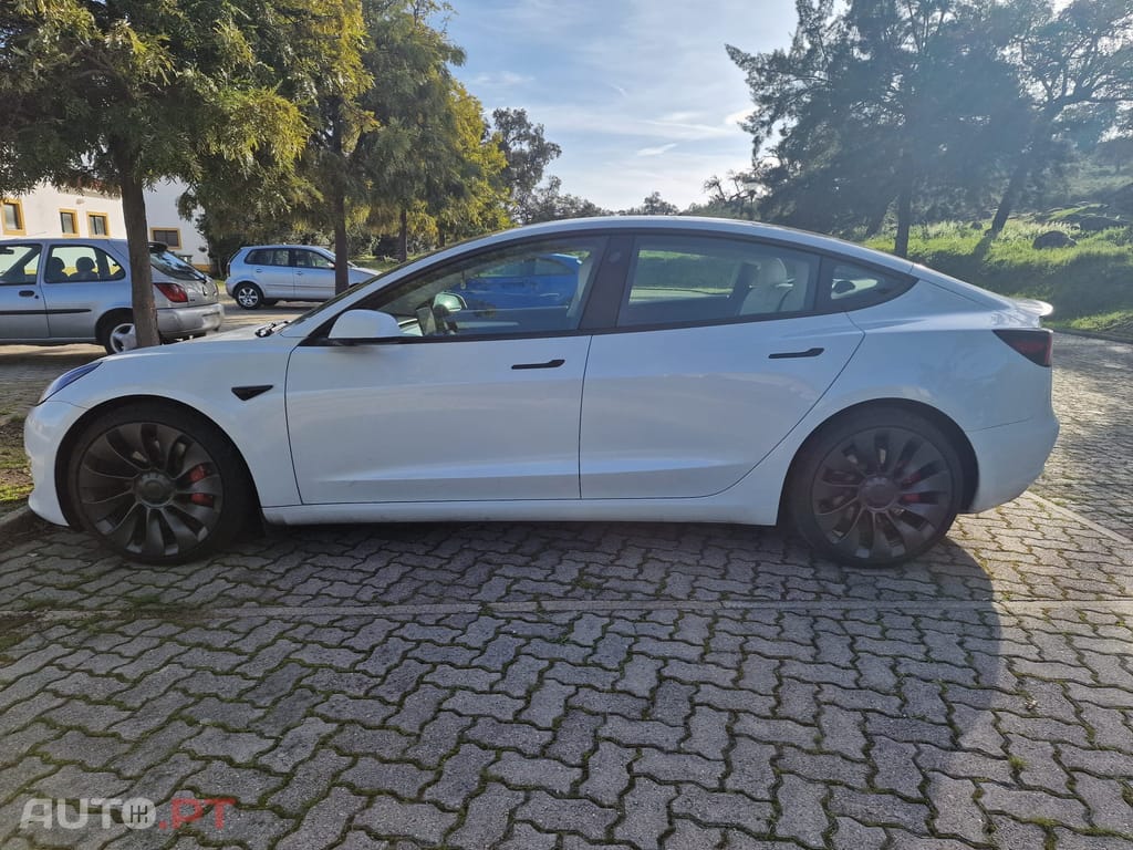 Tesla Model 3 Performance Dual Motor AWD