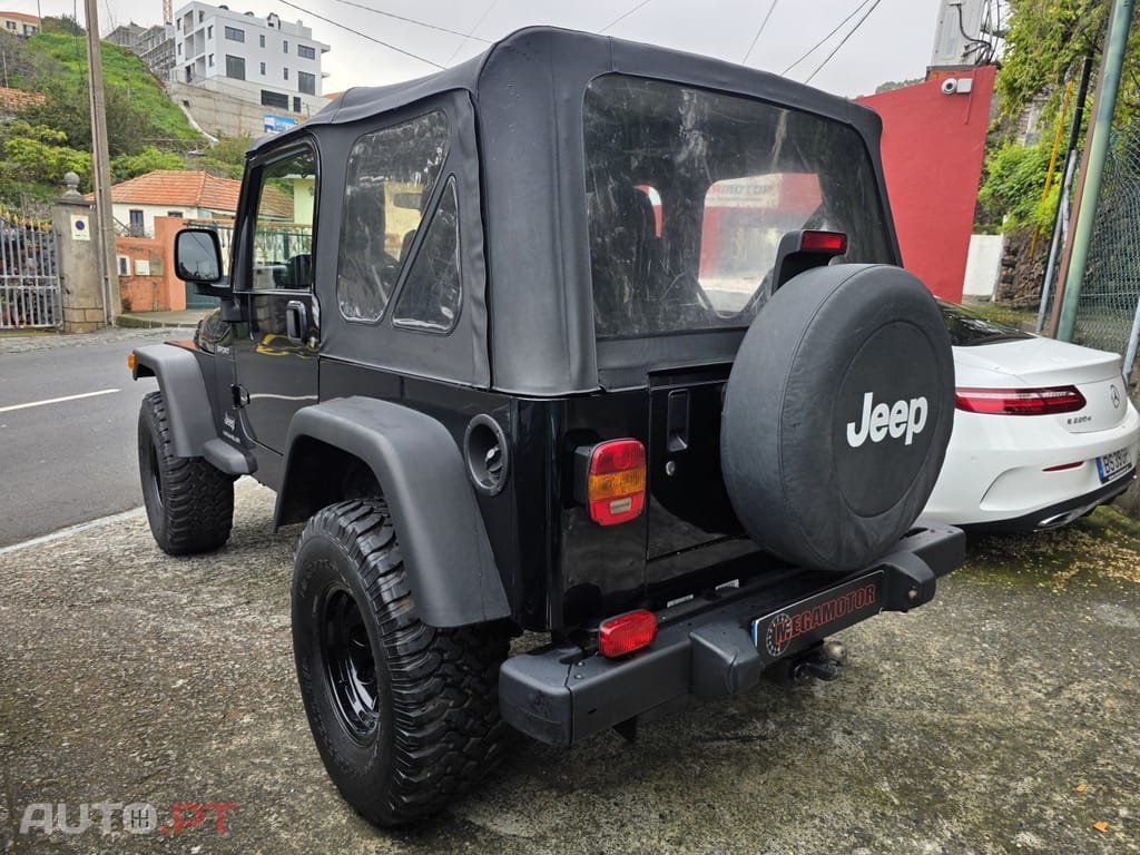 Jeep Wrangler 2.4