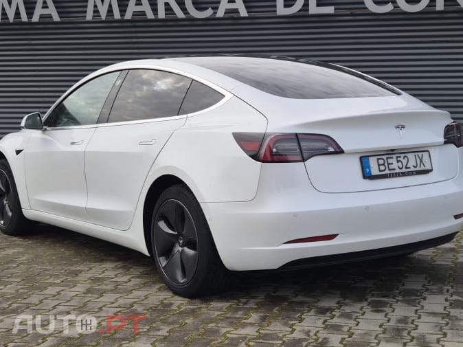 Tesla Model 3 Standard Range Plus RWD